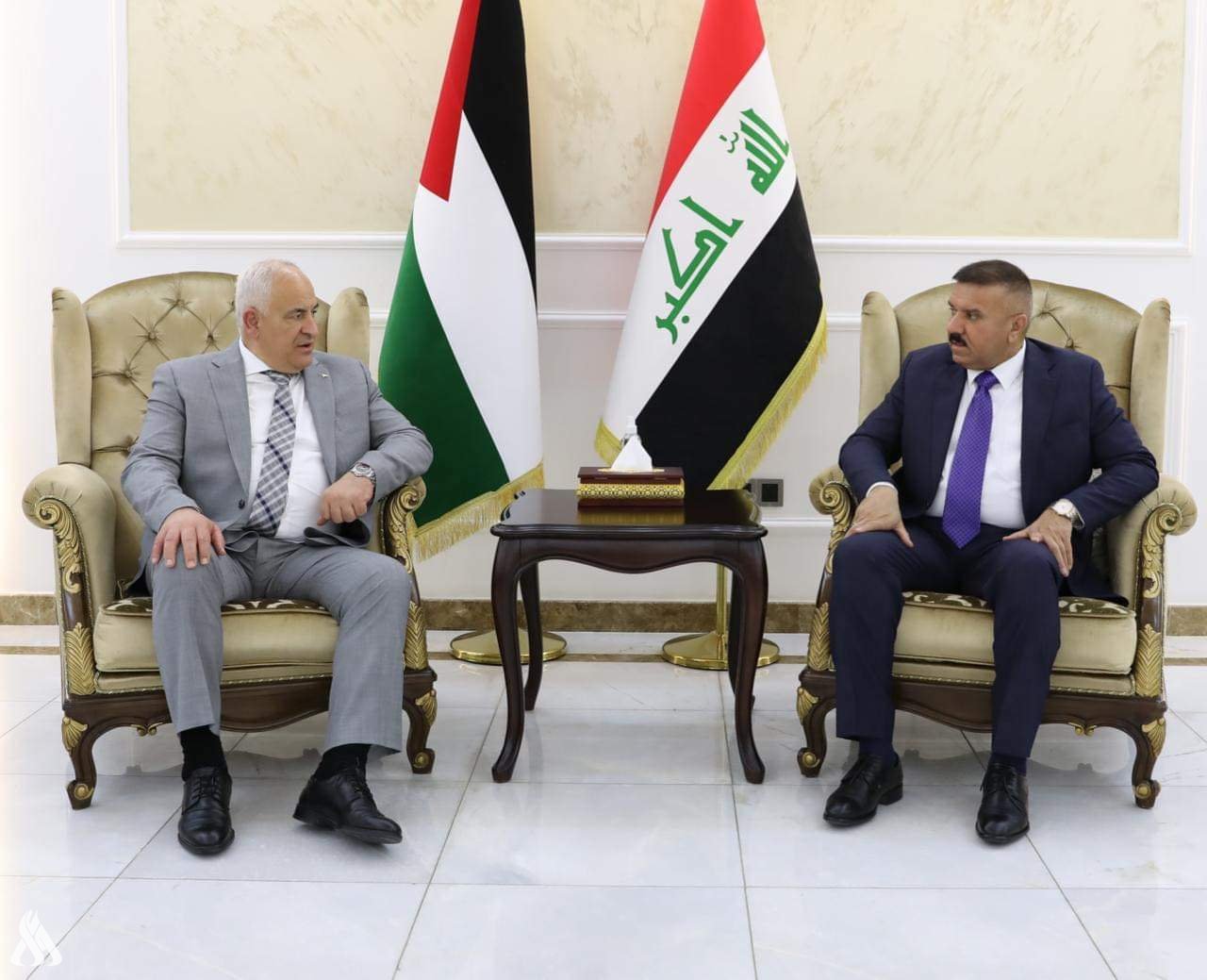 Interior Minister receives his Palestinian counterpart at Baghdad ...